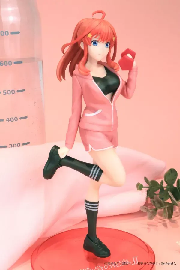 Аніме фігурка Іцукі Накано (Itsuki Nakano) Gym Date Style Fukuya — Пʼять наречених (The Quintessential Quintuplets), 17 см 2
