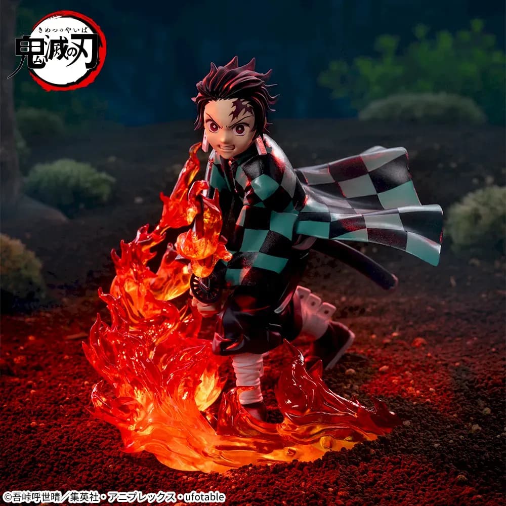 Аніме фігурка Танджіро Камадо (Tanjiro Kamado) — Клинок, що знищує демонів (Demon Slayer: Kimetsu no Yaiba), серія Xross Link, виробник Sega, 12 см 3